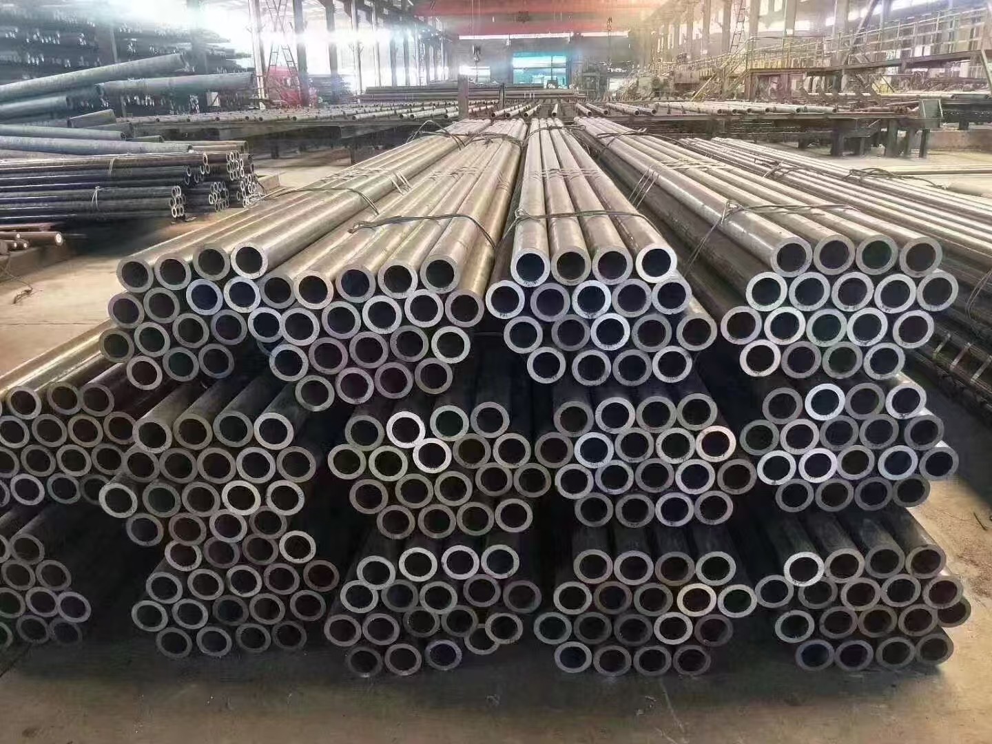 天津镀锌无缝钢管不锈钢无缝钢管 - 价格